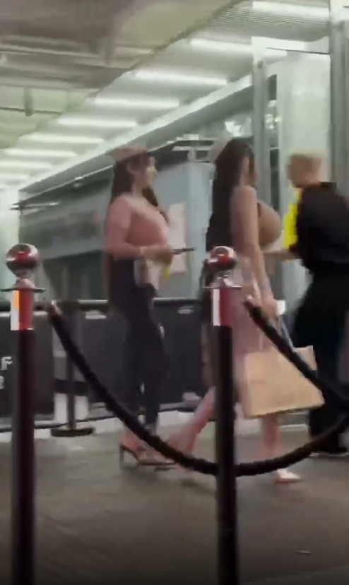 这是吃什么了长这么大