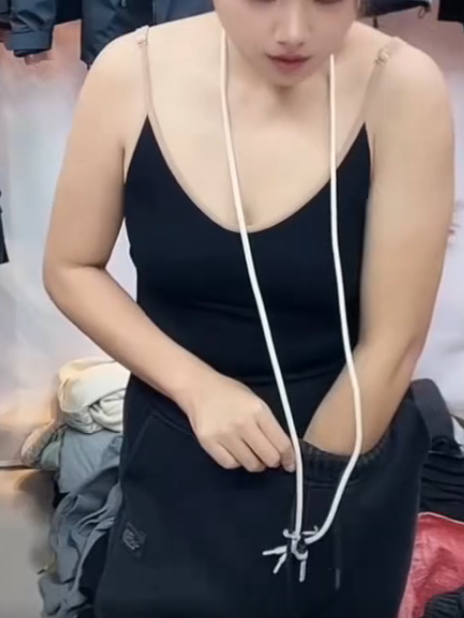 卖个裤子八百个心眼子