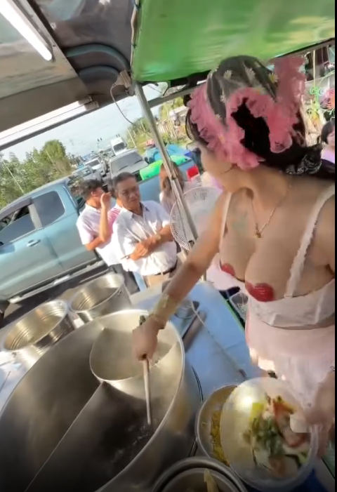 这家生意肯定好