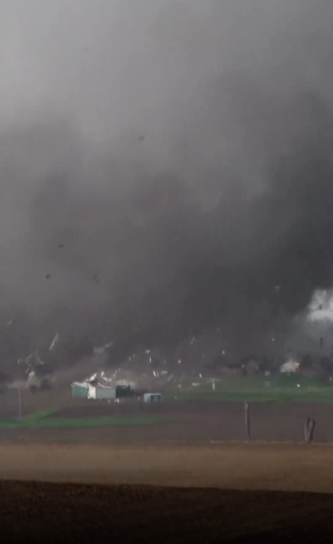 奇观龙卷风现场