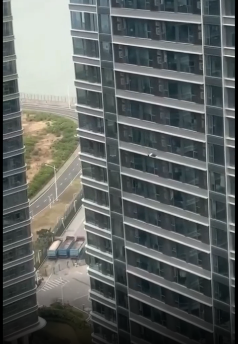 太吓人了，估计人没了