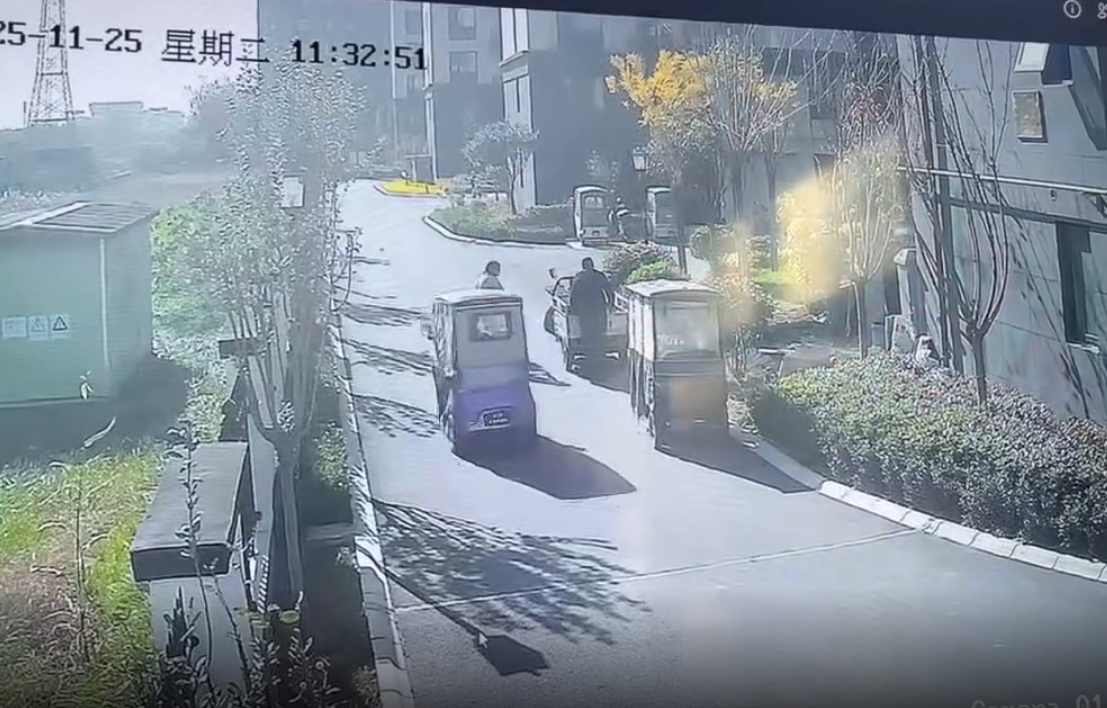 这也能撞上，不知道婴儿有没有事