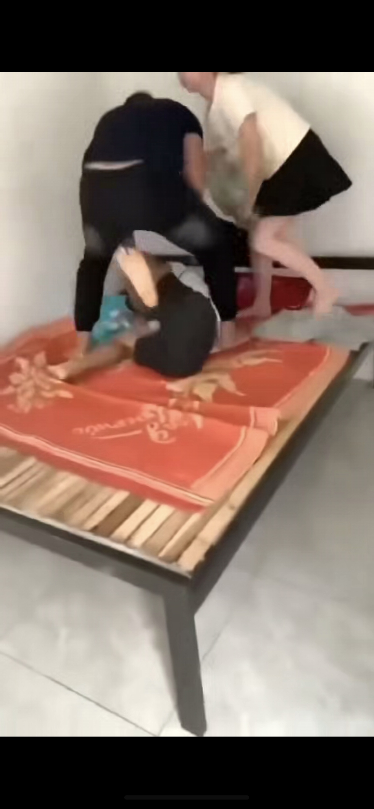 捉奸第一现场直击