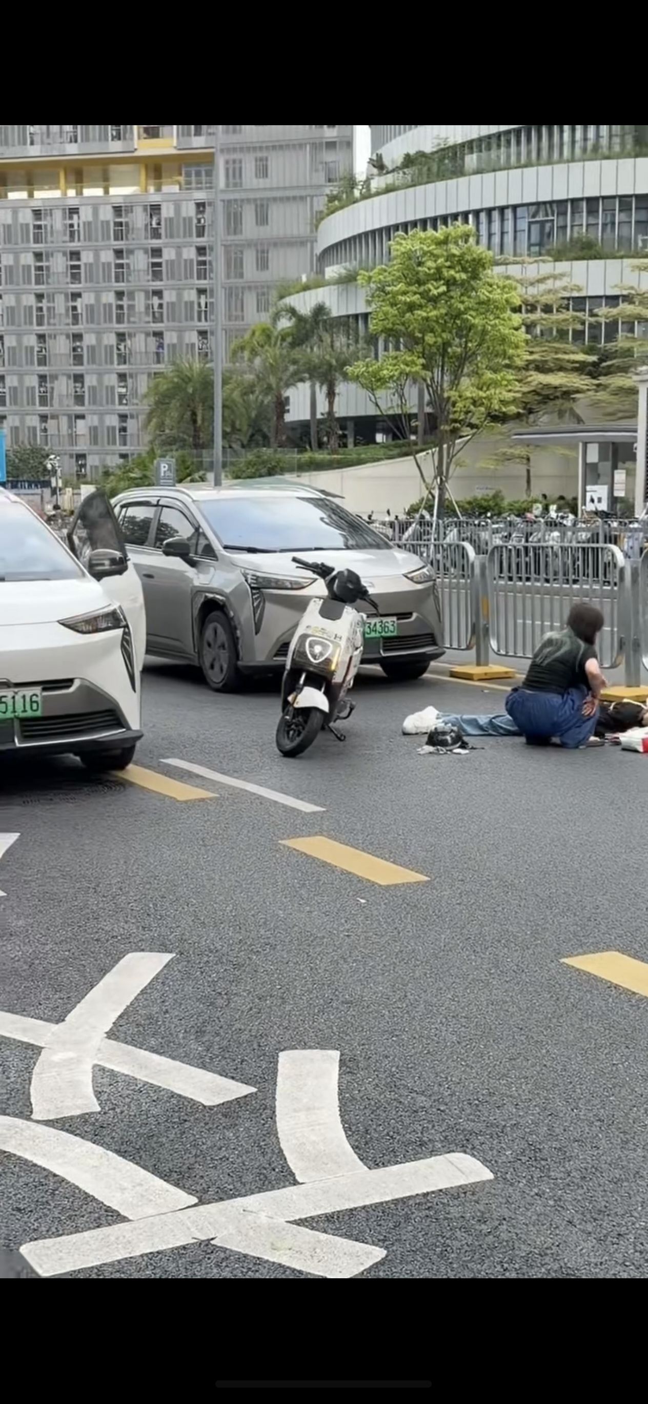 骑车还是多注意安全