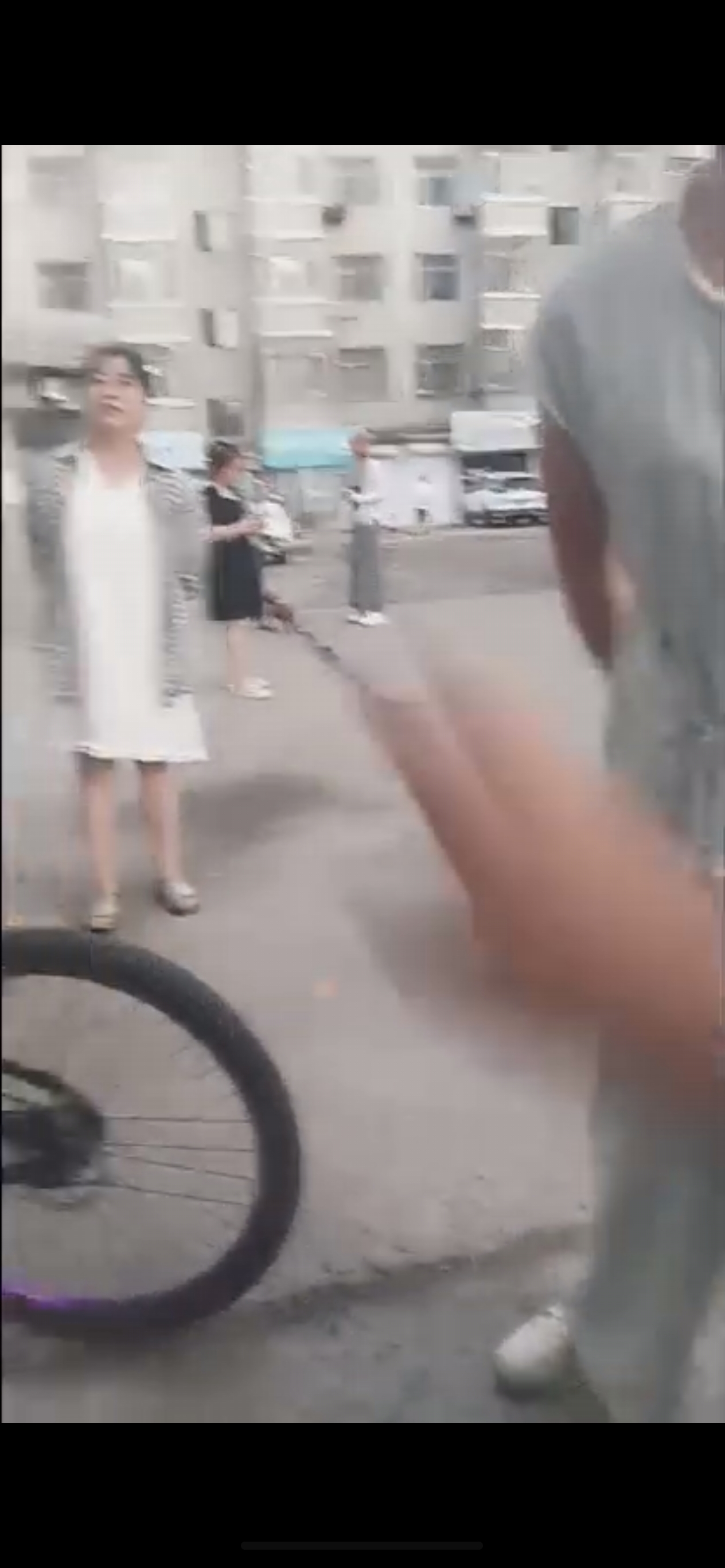 家长如何应对孩子间霸凌行为？